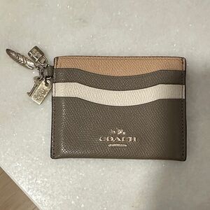 Coach Black and Tan Leather Card Holder